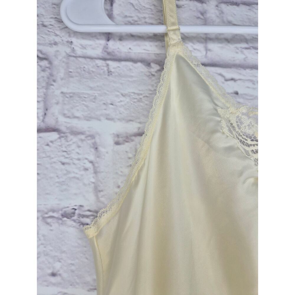 VTG Olga Camisole M Cream Satin Lace Trim Cami Lingerie Style 10033 USA Made - Picture 5 of 8
